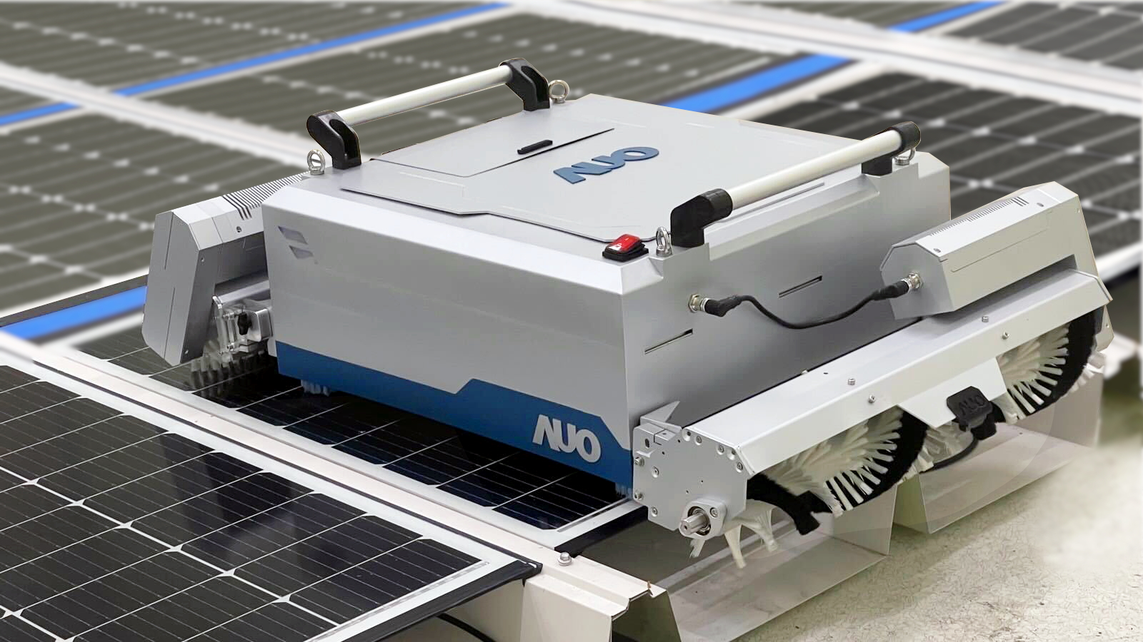 申博太陽(yáng)城致力EPC場(chǎng)域技術(shù)升級(jí)，導(dǎo)入清潔機(jī)器人搭配傳感器與AI數(shù)據(jù)分析，大幅減少維運(yùn)成本