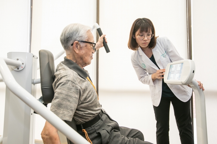 【雙連贍養(yǎng)中心】互聯(lián)網(wǎng)智慧照護方案 建構優(yōu)質(zhì)銀發(fā)生活