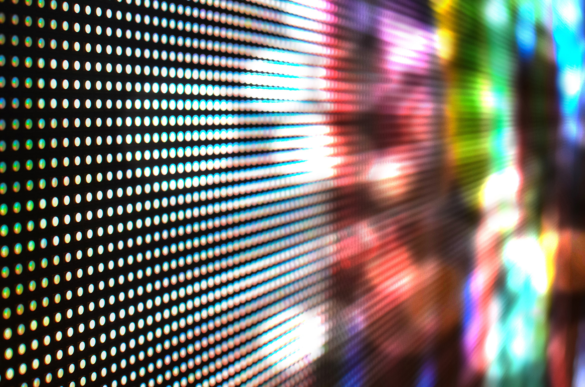 超高亮度 、超長(zhǎng)壽命